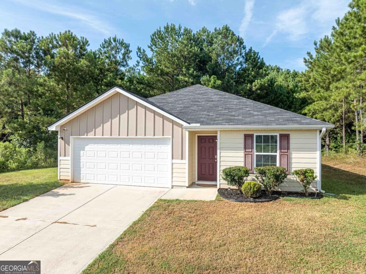 4 bedroom, 2 bathroom, 1,418 sq ft single family residence for sale at 1779 Robinson Court, Griffin, GA 30224 — photo 2