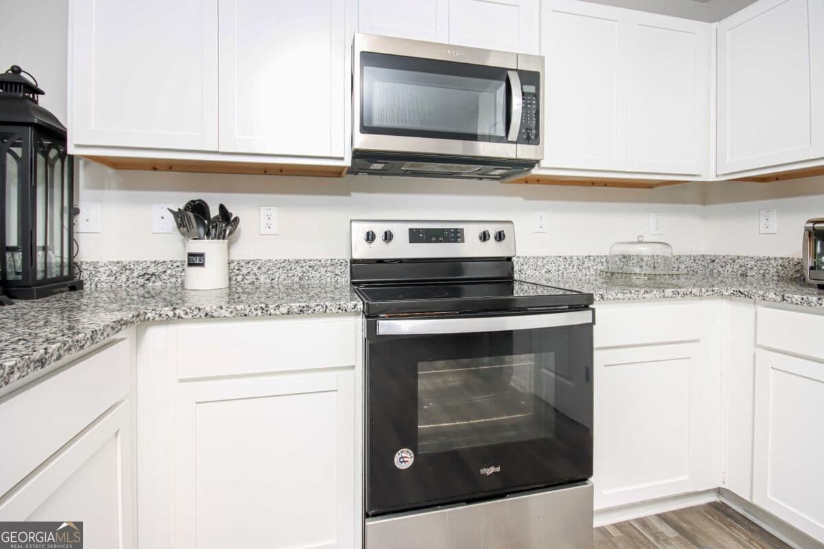 4 bedroom, 2 bathroom, 1,418 sq ft single family residence for sale at 1779 Robinson Court, Griffin, GA 30224 — photo 7