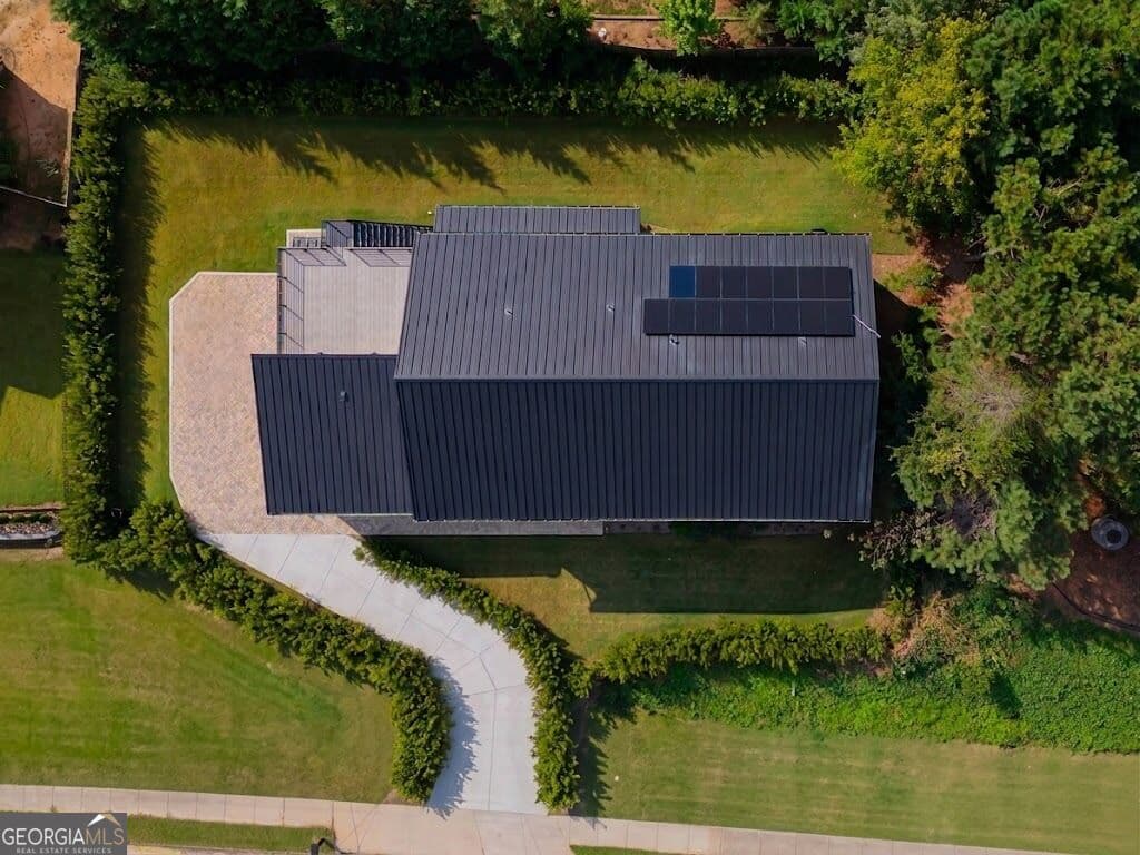6 bedroom, 5 bathroom, 4,651 sq ft single family residence for sale at 2650 Roswell Road, Marietta, GA 30062 — photo 2