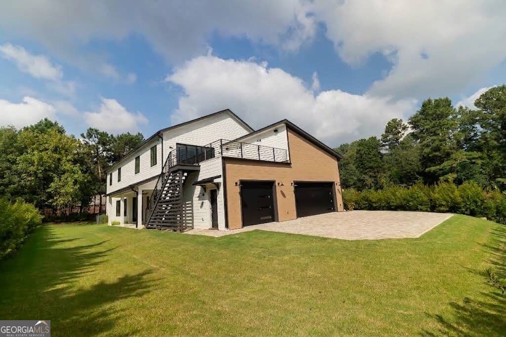 6 bedroom, 5 bathroom, 4,651 sq ft single family residence for sale at 2650 Roswell Road, Marietta, GA 30062 — photo 4