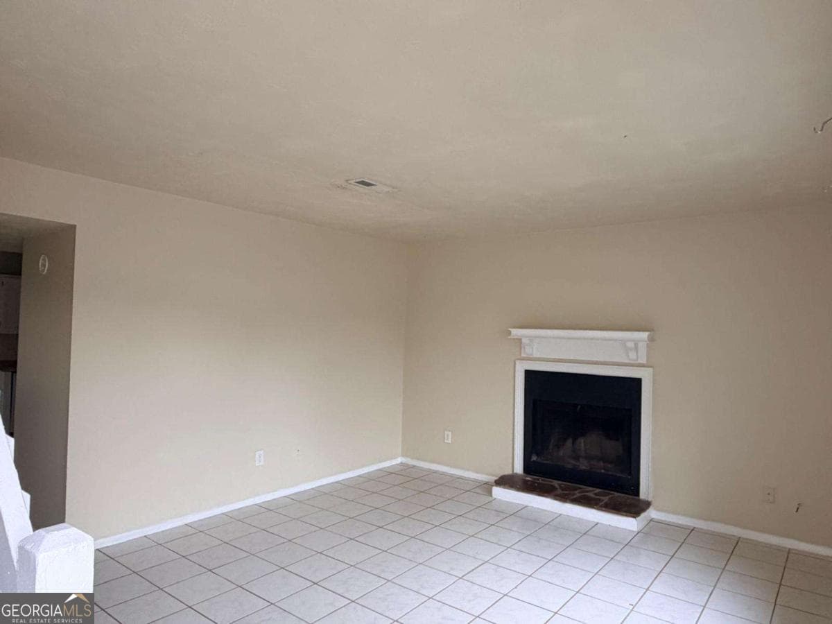 2 bedroom, 2.5 bathroom quadruplex for rent at 61 Caboose Court, Lawrenceville, GA 30044 for $1,550 a month — photo 4