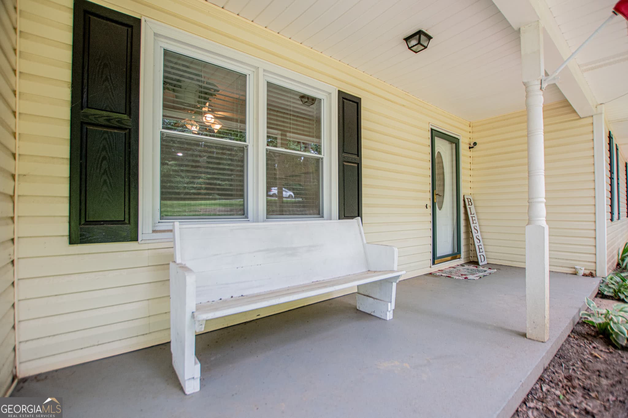3 bedroom, 2.5 bathroom, 1,906 sq ft single family residence for sale at 71 Oak Ridge Way, Bremen, GA 30110 — photo 3