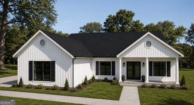 4 bedroom, 2 bathroom, 2,000 sq ft single family residence for sale at 129 Lakeshore Drive, Eatonton, GA 31024 — photo 1 of 1