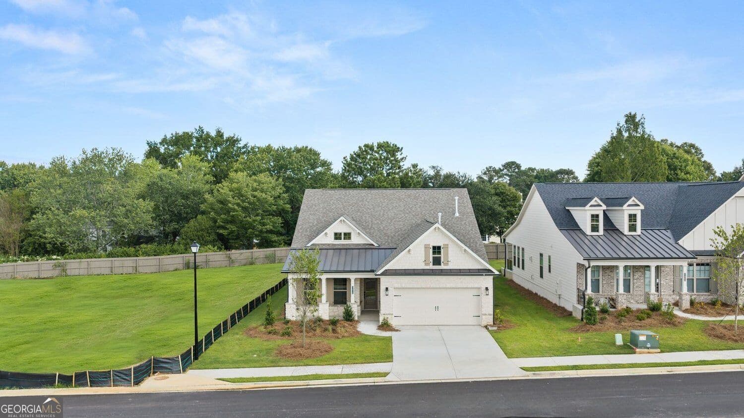 3 bedroom, 2.5 bathroom, 2,030 sq ft single family residence for sale at 3478 Chosen Boulevard, Snellville, GA 30078 — photo 2
