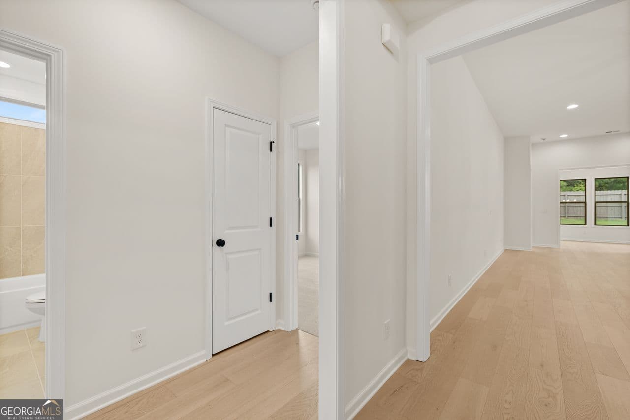 3 bedroom, 2.5 bathroom, 2,030 sq ft single family residence for sale at 3478 Chosen Boulevard, Snellville, GA 30078 — photo 6