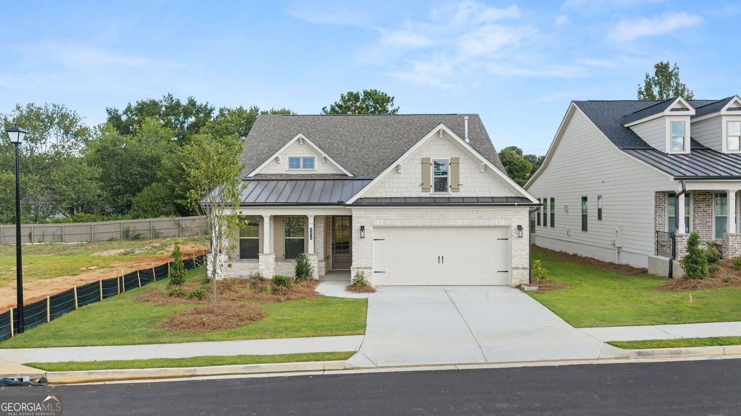 3 bedroom, 2.5 bathroom, 2,030 sq ft single family residence for sale at 3478 Chosen Boulevard, Snellville, GA 30078 — photo 1 of 82