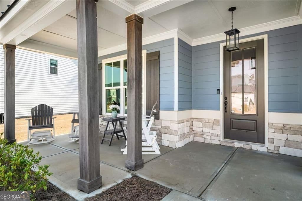 6 bedroom, 4.5 bathroom, 3,470 sq ft single family residence for sale at 233 Mountain Ashe Lane, Dallas, GA 30132 — photo 3