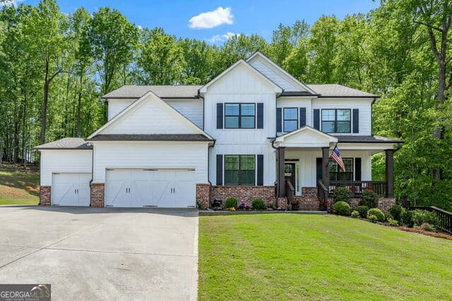 5 bedroom, 3 bathroom, 3,746 sq ft single family residence sold at 4984 Little Fox Trail, Gainesville, GA 30507