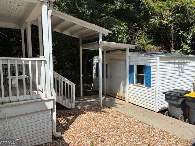 2 bedroom, 1 bathroom, 1,058 sq ft mixed use for sale at 570 Lanier Avenue, Fayetteville, GA 30214 — photo 3