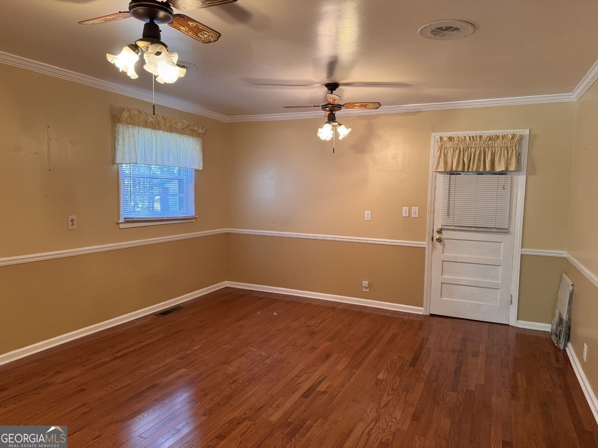 3 bedroom, 2 bathroom, 1,680 sq ft single family residence for sale at 301 N Avery Road, Rome, GA 30165 — photo 10