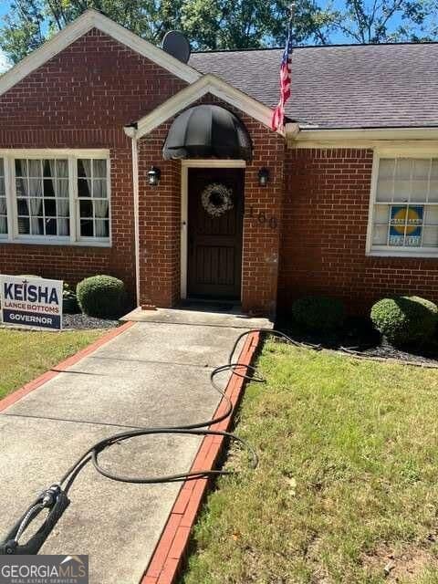 2 bedroom, 1 bathroom, 1,056 sq ft single family residence for sale at 166 Whitefoord Avenue, Atlanta, GA 30307 — photo 4