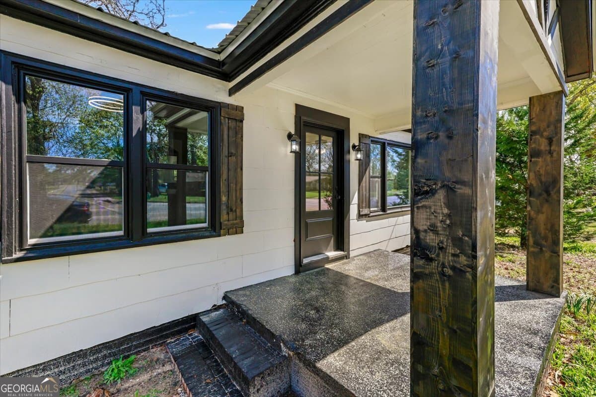 2 bedroom, 1 bathroom, 1,291 sq ft single family residence for sale at 360 N Lewis Street, Metter, GA 30439 — photo 4