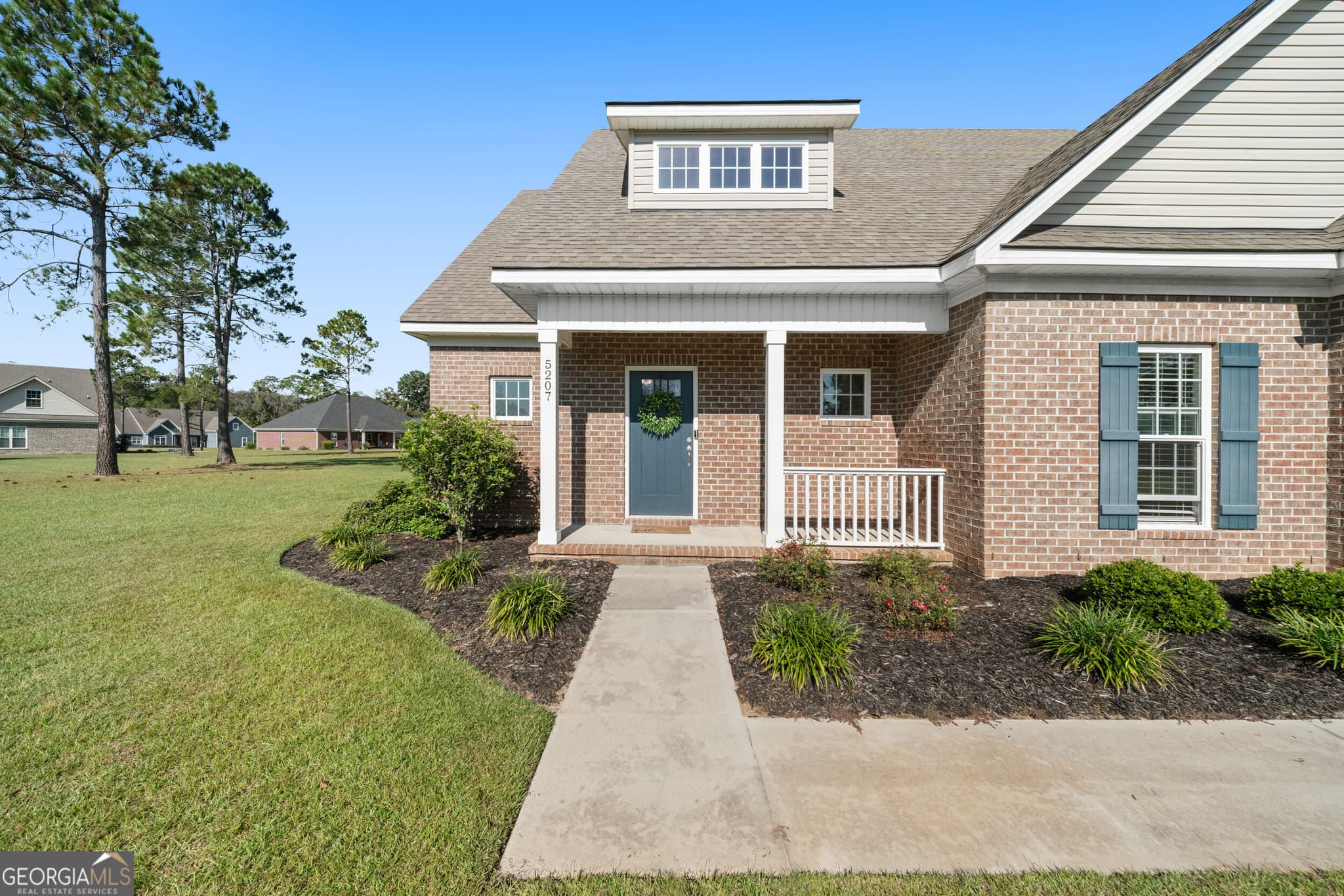 4 bedroom, 2.5 bathroom, 2,347 sq ft single family residence under contract at 5207 Canady Court, Statesboro, GA 30461 — photo 6