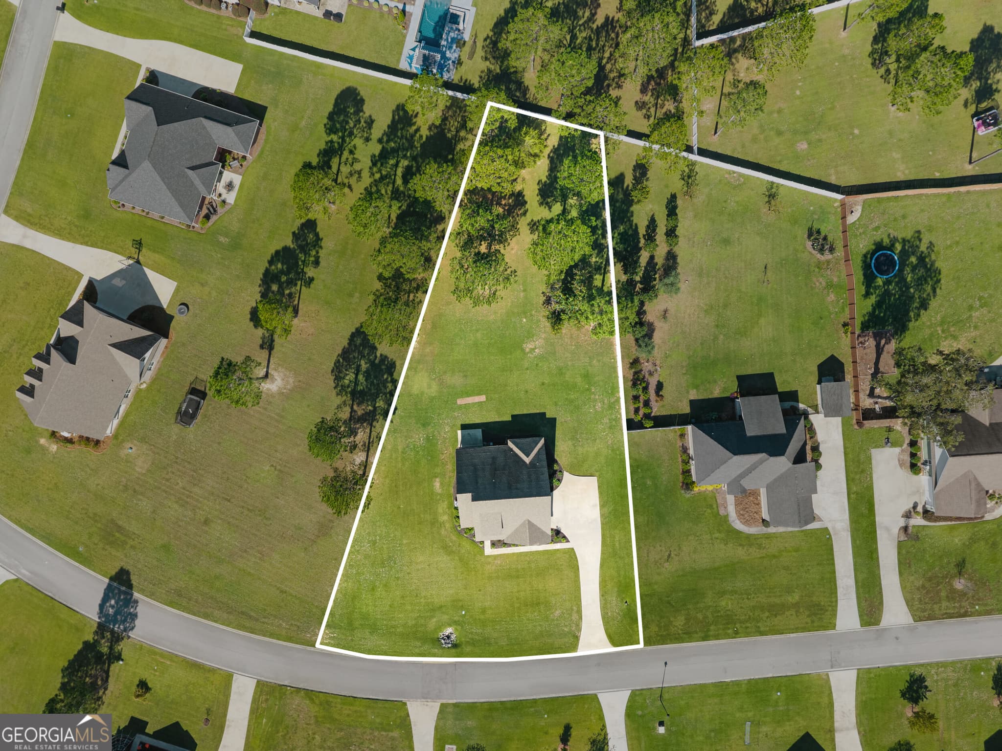 4 bedroom, 2.5 bathroom, 2,347 sq ft single family residence under contract at 5207 Canady Court, Statesboro, GA 30461 — photo 5