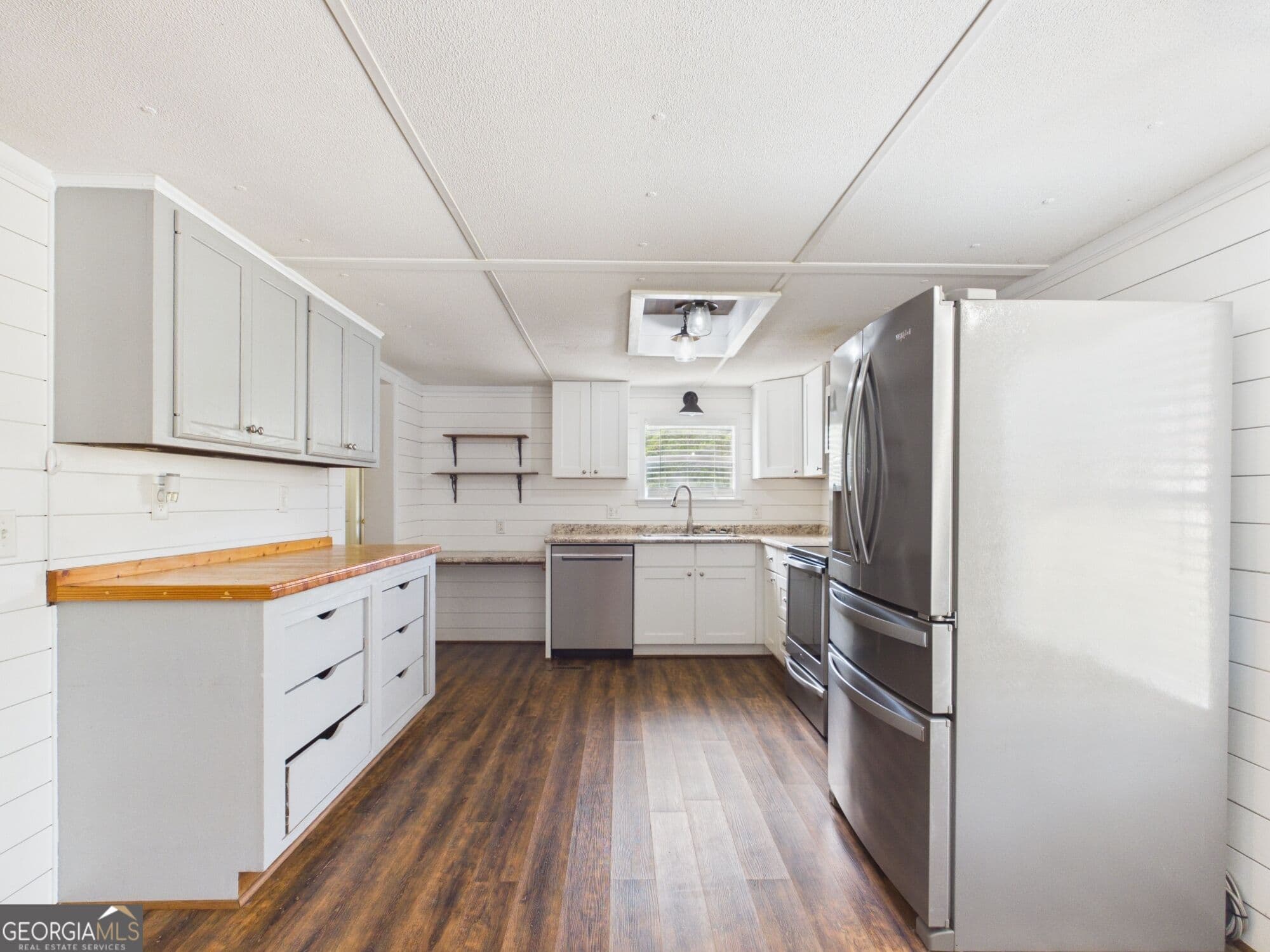 3 bedroom, 2 bathroom, 1,344 sq ft single family residence for sale at 170 Lakeshore Drive, Ivey, GA 31031 — photo 7