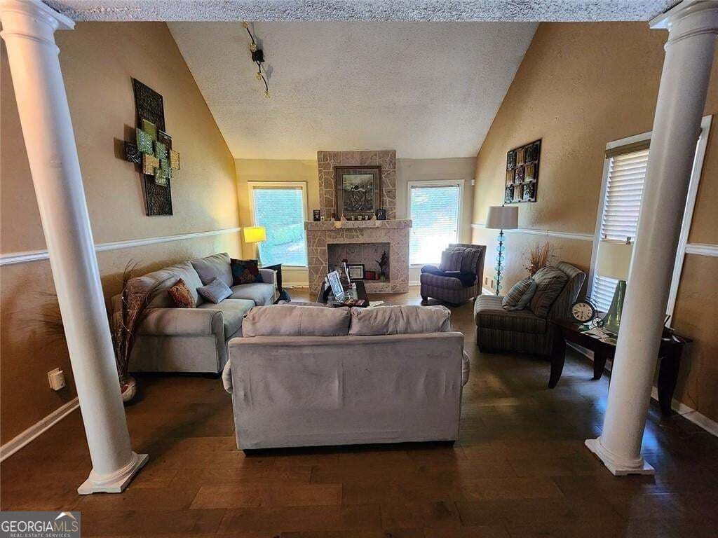 7 bedroom, 4.5 bathroom, 2,852 sq ft single family residence for sale at 258 Kenilworth Circle, Stone Mountain, GA 30083 — photo 9