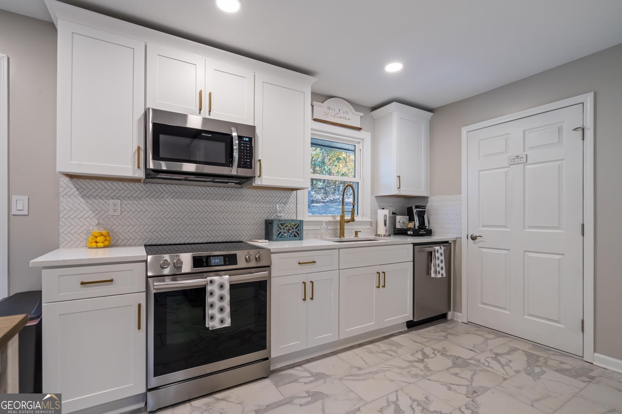 3 bedroom, 1 bathroom single family residence for rent at 6 Oriole Drive, Cartersville, GA 30121 for $4,257 a month — photo 10