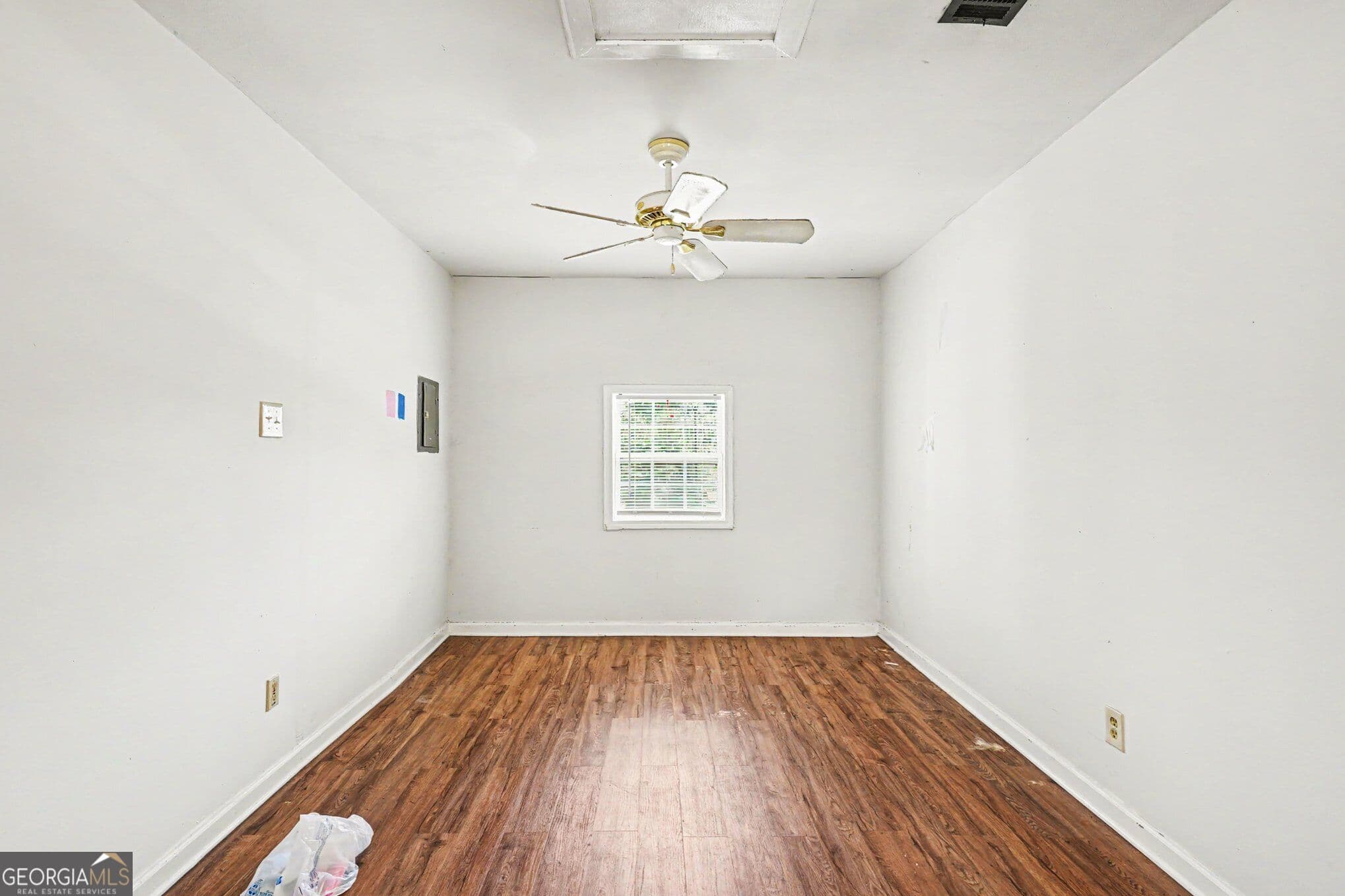 3 bedroom, 2 bathroom, 1,048 sq ft townhouse for sale at 2976 Kenville Lane, Decatur, GA 30034 — photo 8