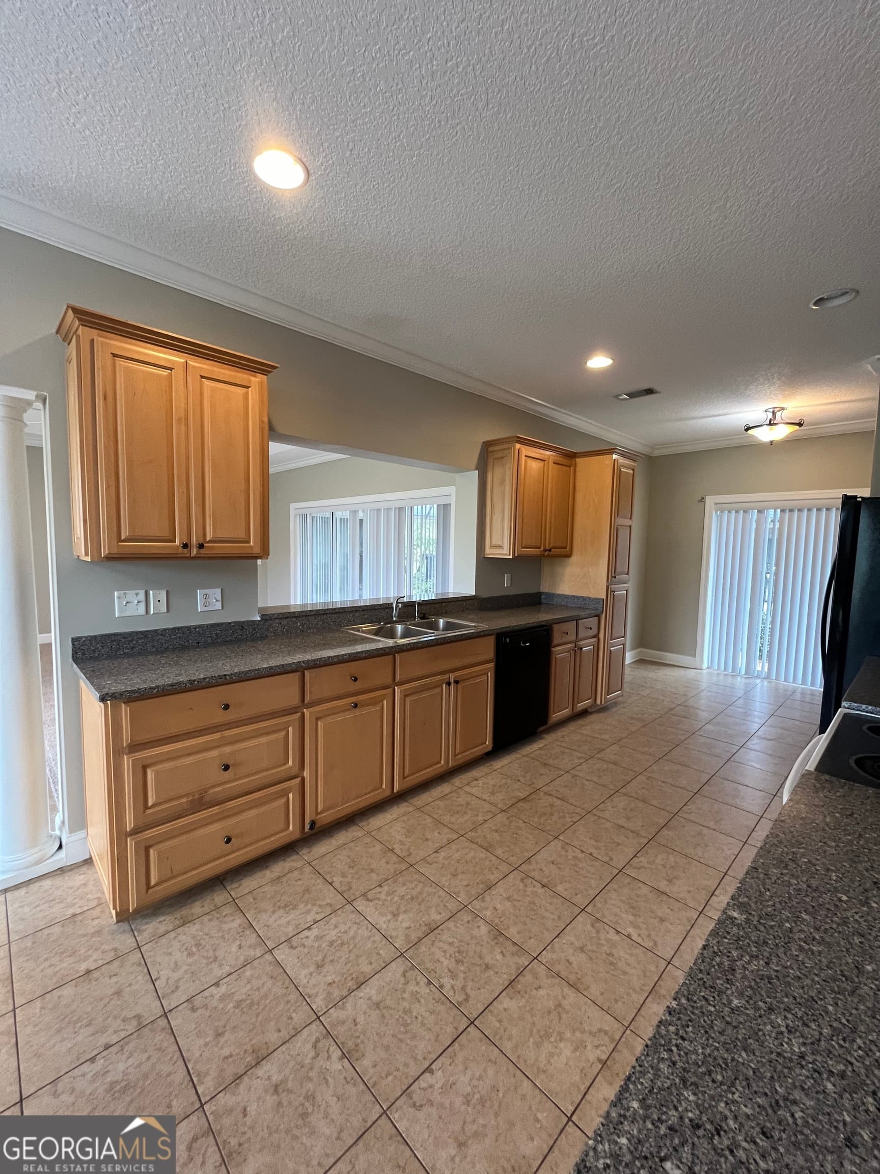 3 bedroom, 2 bathroom, 1,907 sq ft duplex for rent at 28 Coastal Walk, St. Marys, GA 31558 for $1,925 a month — photo 9