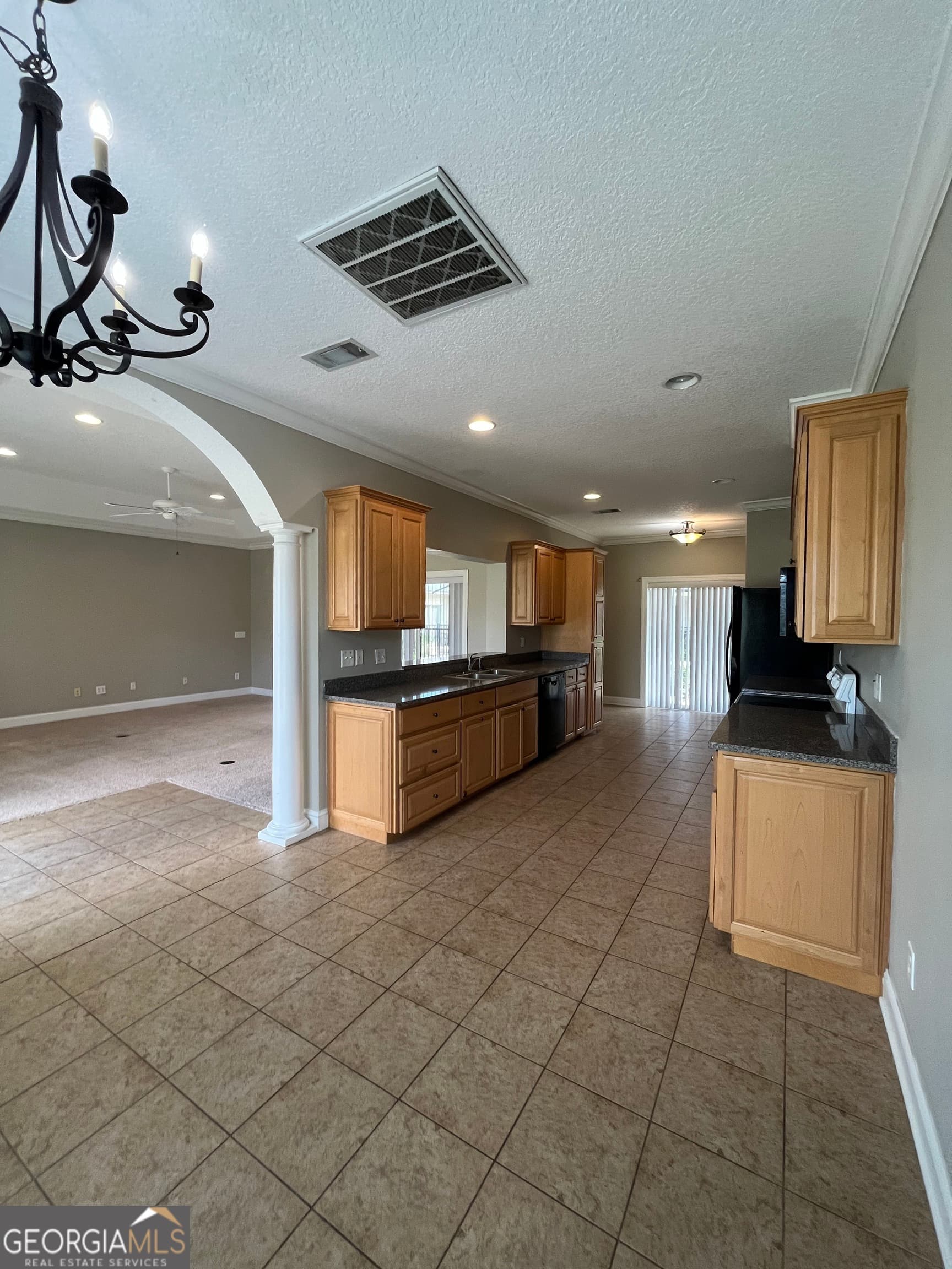 3 bedroom, 2 bathroom, 1,907 sq ft duplex for rent at 28 Coastal Walk, St. Marys, GA 31558 for $1,925 a month — photo 8