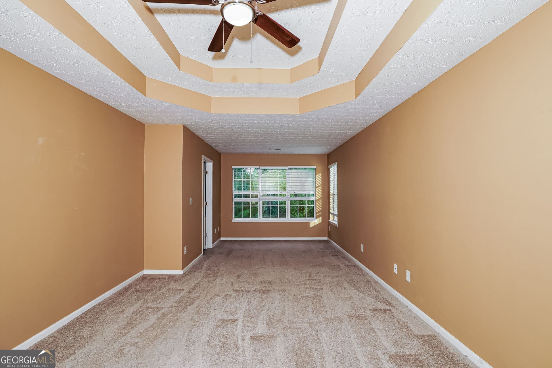 4 bedroom, 2.5 bathroom, 2,642 sq ft single family residence for sale at 1009 Lear Drive, Locust Grove, GA 30248 — photo 9