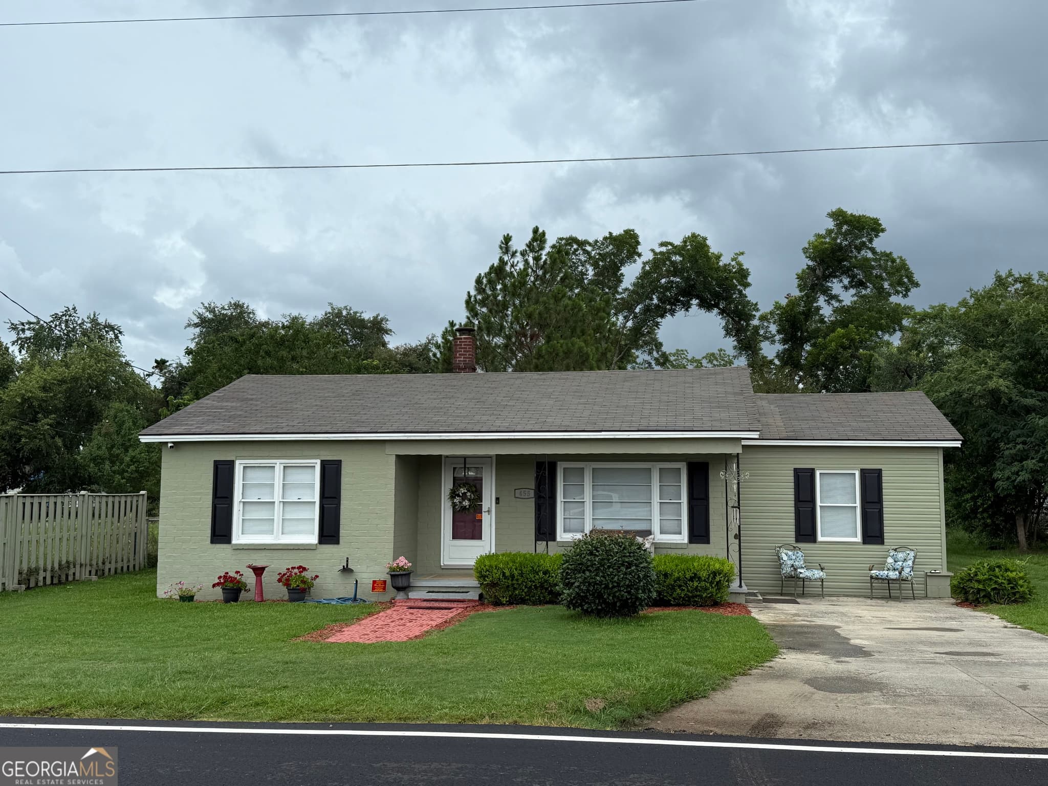 3 bedroom, 2 bathroom, 1,197 sq ft single family residence for sale at 455 N Kennedy Street, Metter, GA 30439 — photo 2