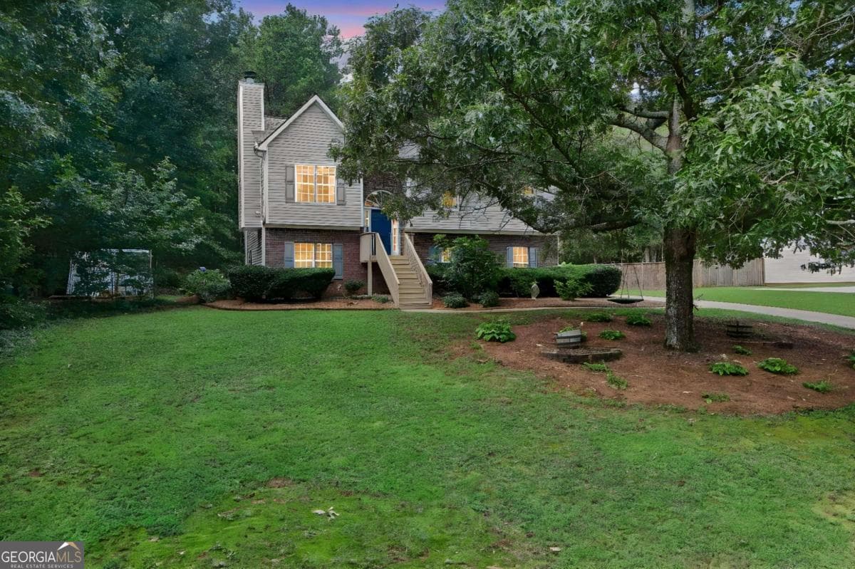3 bedroom, 3 bathroom, 1,750 sq ft single family residence for sale at 35 Hidden Brook Trail, Newnan, GA 30265 — photo 2