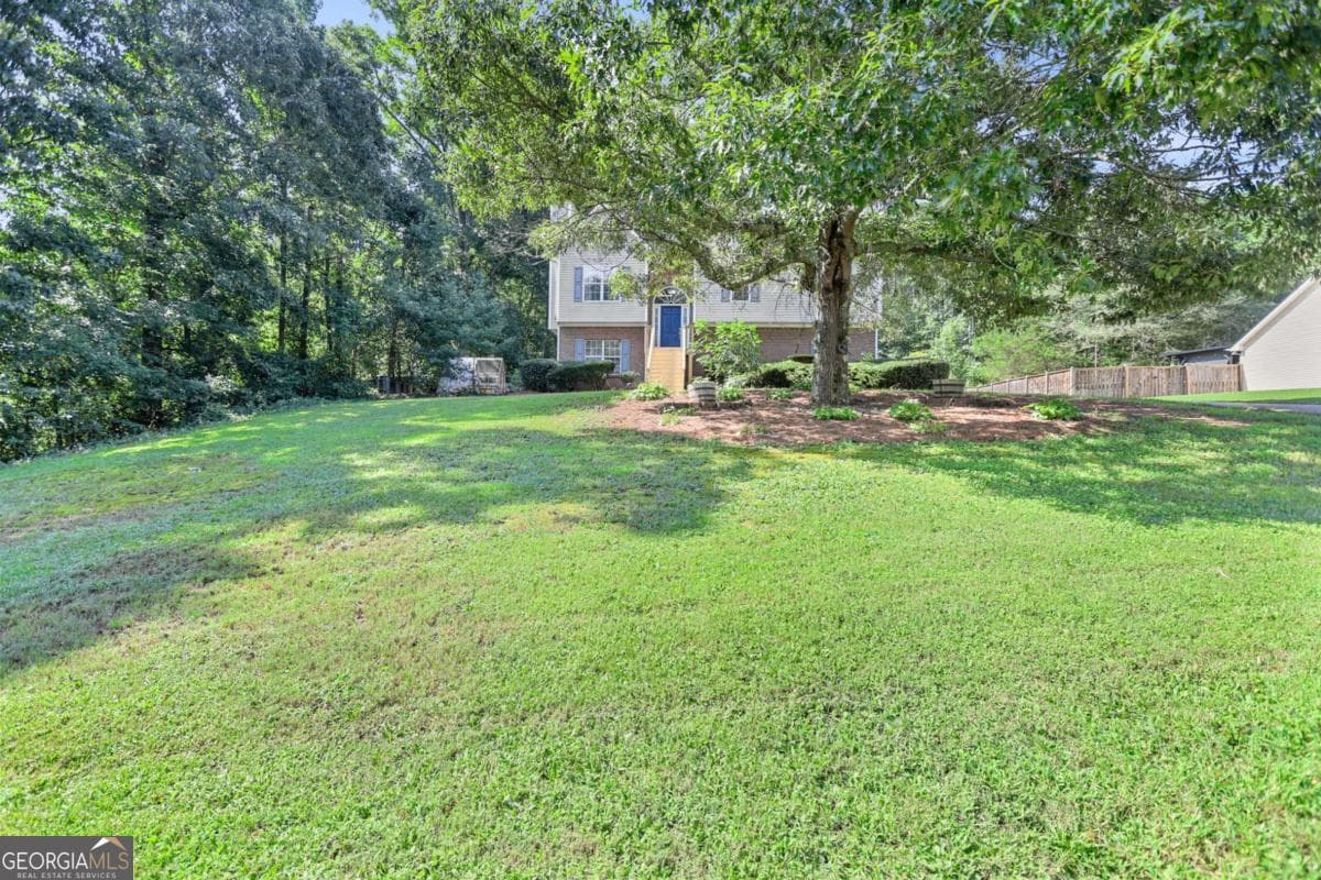 3 bedroom, 3 bathroom, 1,750 sq ft single family residence for sale at 35 Hidden Brook Trail, Newnan, GA 30265 — photo 3