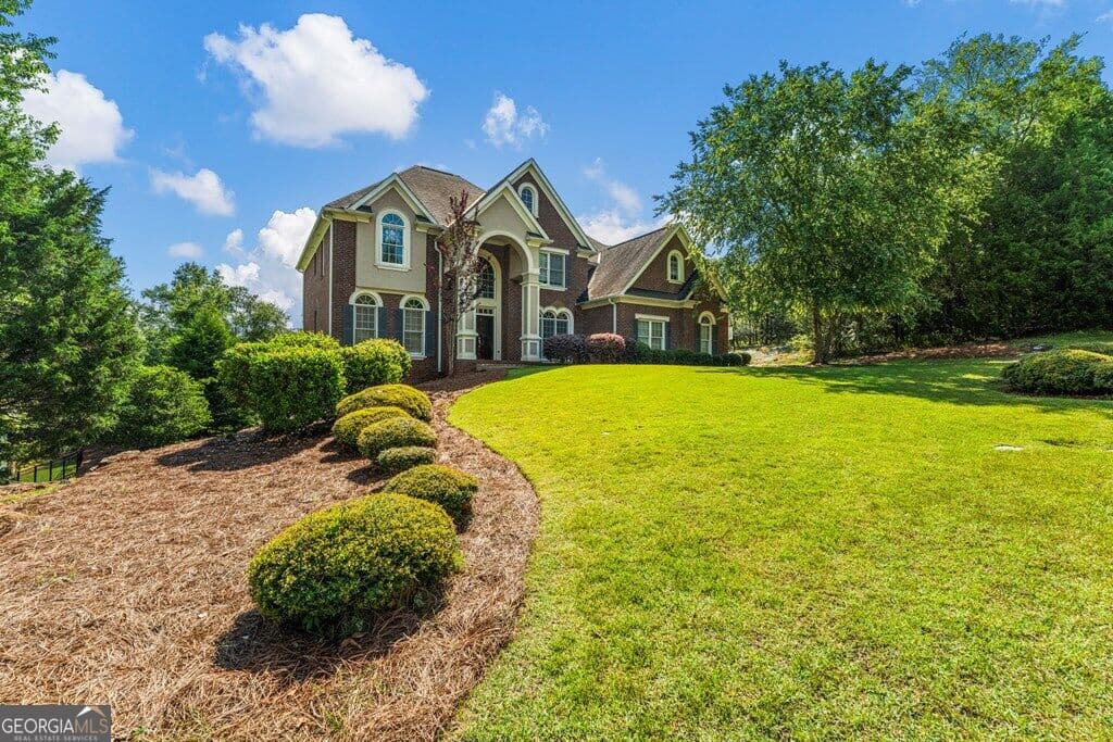 5 bedroom, 5.5 bathroom, 5,300 sq ft single family residence for sale at 2067 OSPREY COVE, Columbus, GA 31904 — photo 3