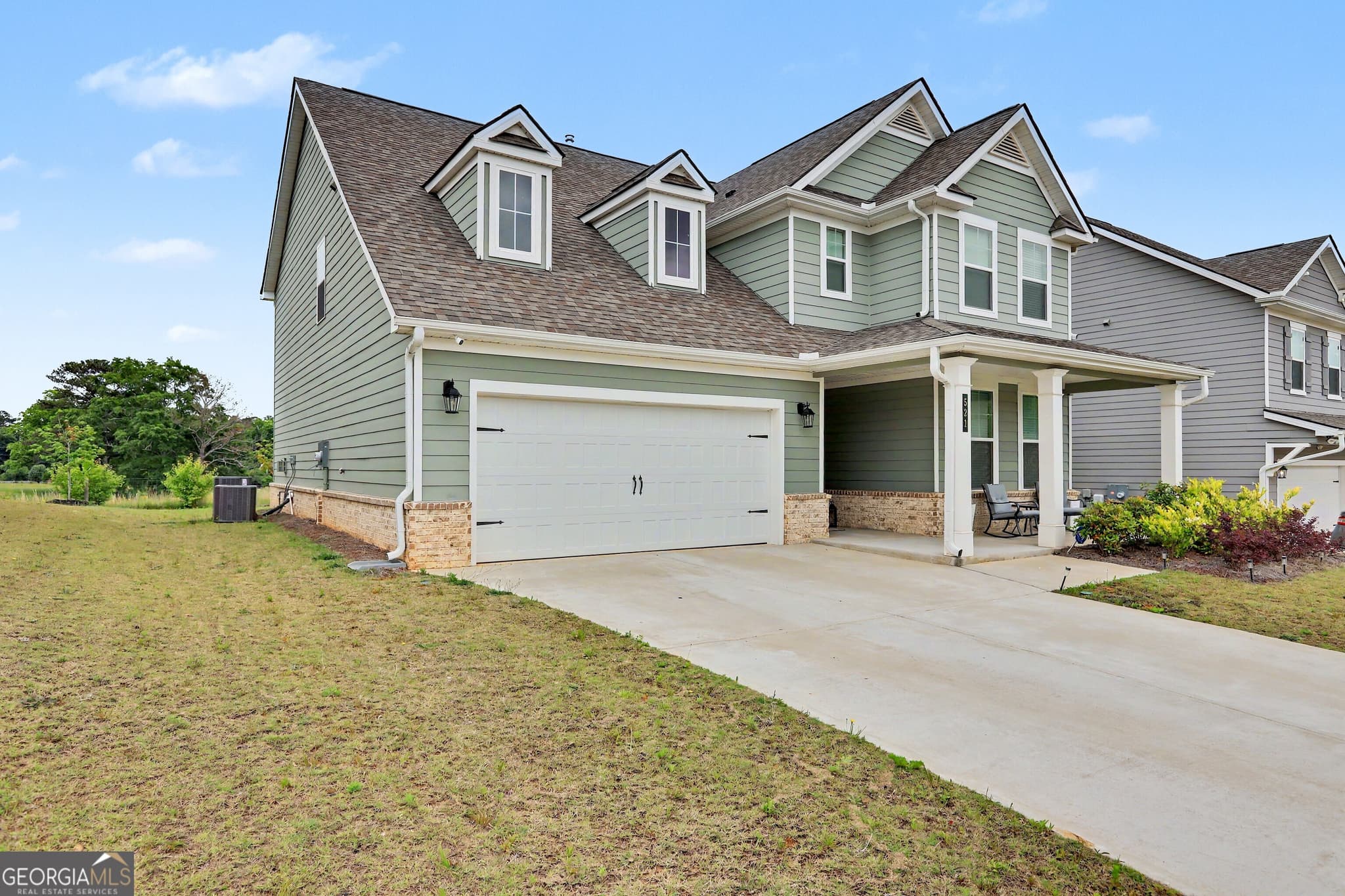 4 bedroom, 3 bathroom single family residence for sale at 521 Teversham Drive, Mcdonough, GA 30253 — photo 2