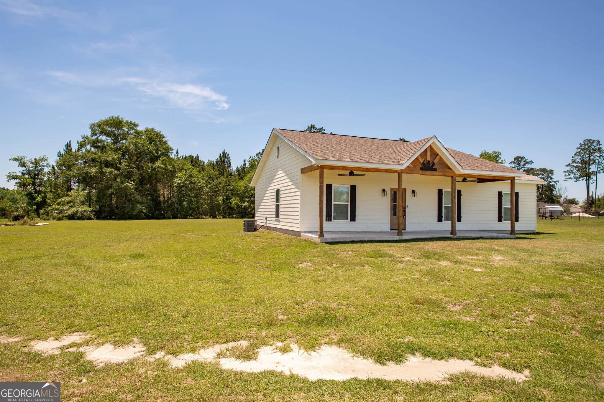 3 bedroom, 2 bathroom, 1,454 sq ft single family residence under contract at 3620 Tanner Lane, Waycross, GA 31503 — photo 5
