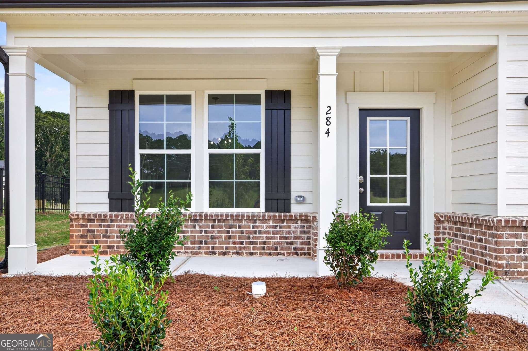 4 bedroom, 2.5 bathroom, 2,340 sq ft single family residence for sale at 284 Crimson Feather Drive, Jefferson, GA 30549 — photo 3