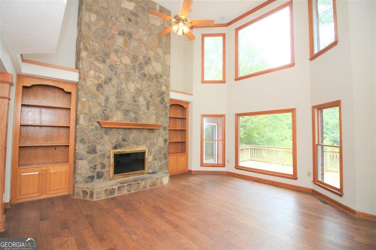 6 bedroom, 5 bathroom, 5,710 sq ft single family residence for sale at 1917 Al Roberts Road, Senoia, GA 30276 — photo 6