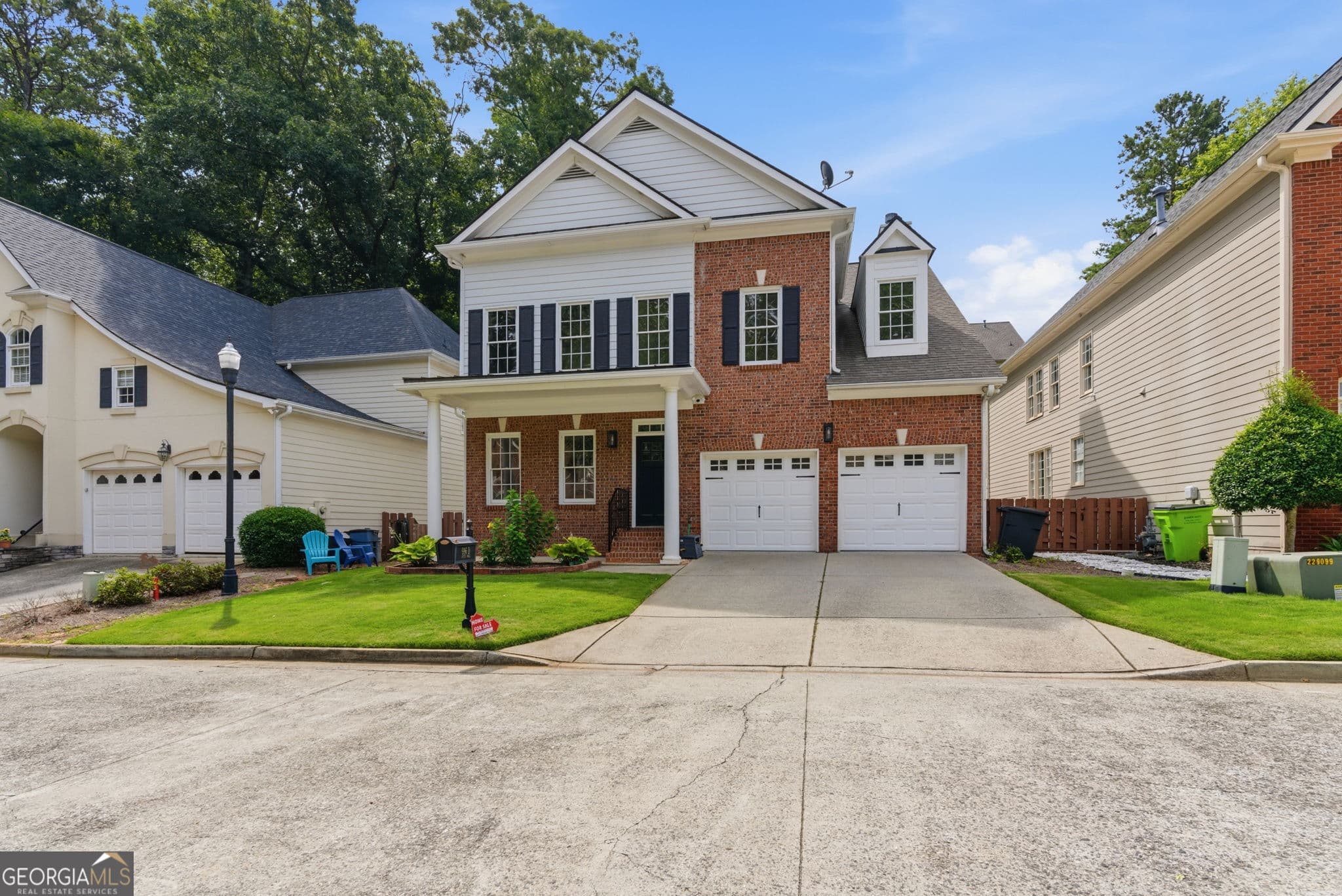 4 bedroom, 2.5 bathroom, 3,240 sq ft single family residence sold at 996 Pitts Road D, Sandy Springs, GA 30350