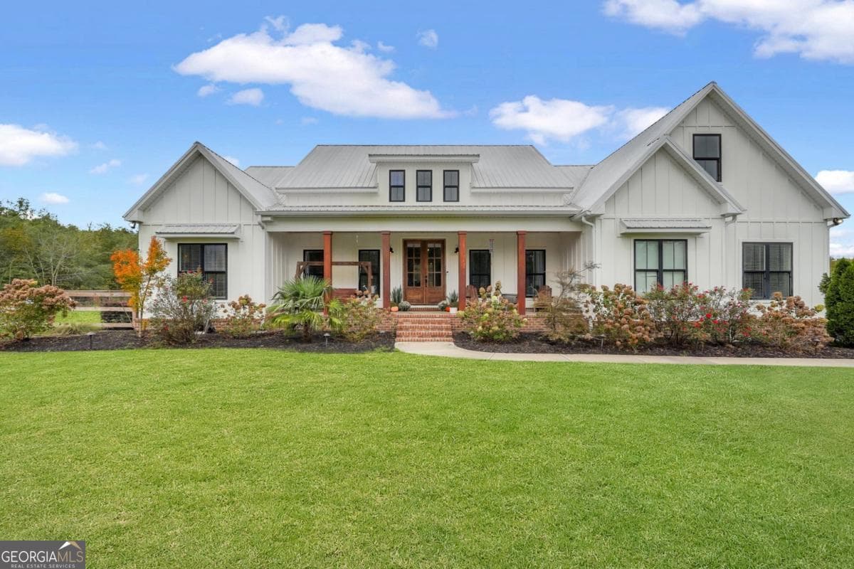 5 bedroom, 4.5 bathroom, 3,079 sq ft single family residence sold at 165 Eureka Road, Sylvania, GA 30467