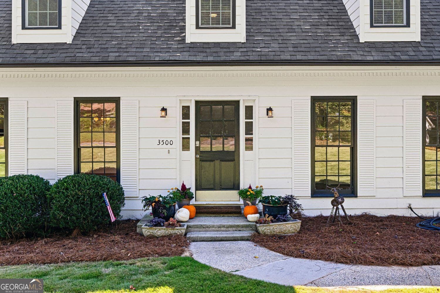 4 bedroom, 3 bathroom, 3,269 sq ft single family residence for sale at 3500 Pebble Hill Drive, Marietta, GA 30062 — photo 3