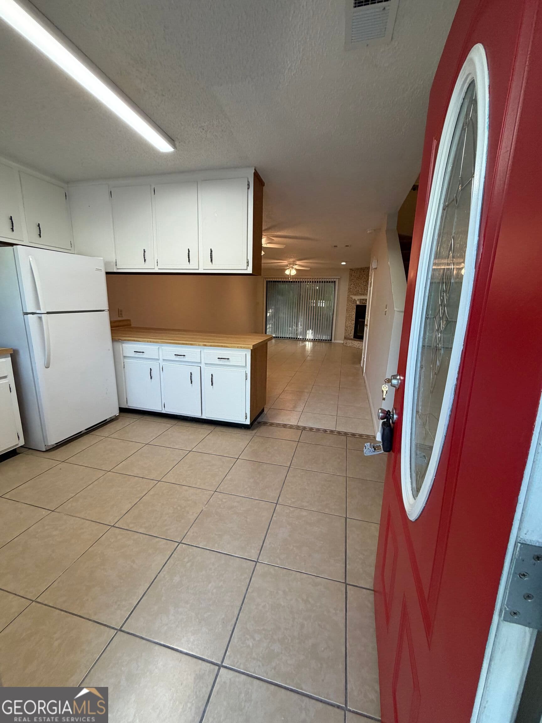 2 bedroom, 1.5 bathroom, 1,168 sq ft townhouse for rent at 102 Inlet Reach Circle, St. Marys, GA 31558 for $1,050 a month — photo 2