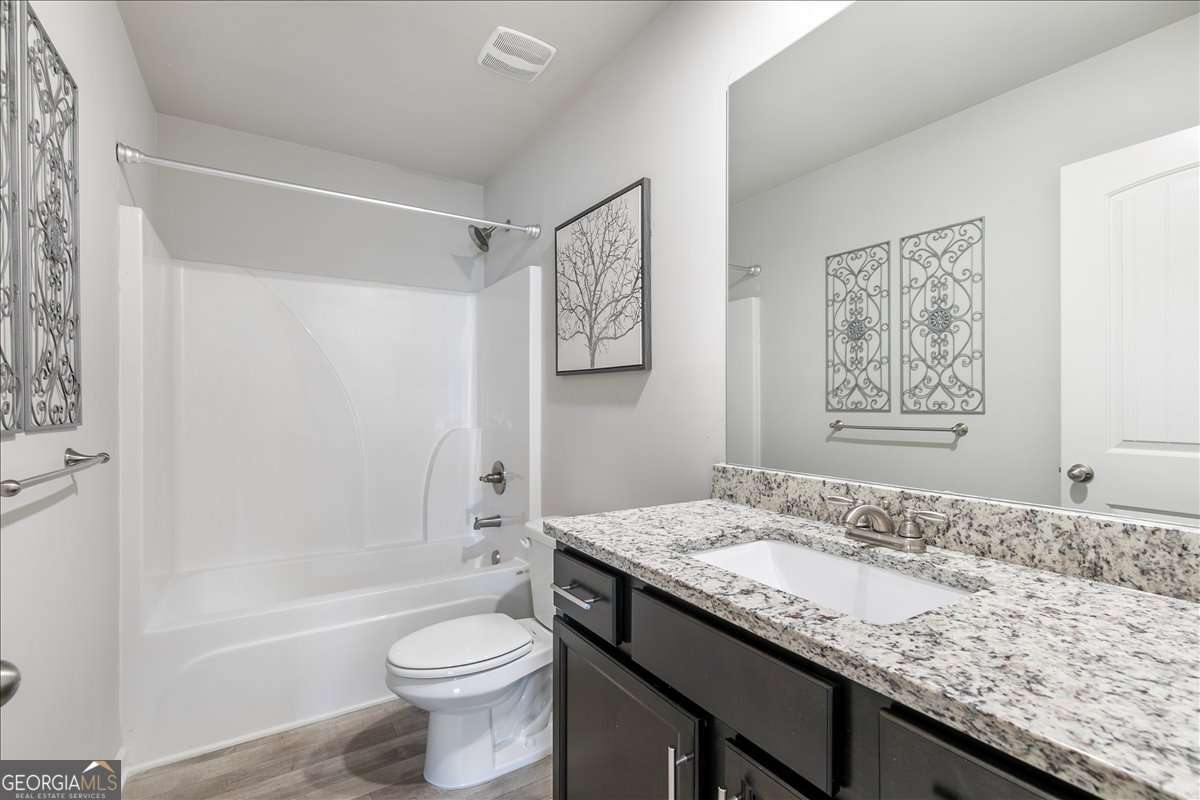 4 bedroom, 2.5 bathroom, 2,322 sq ft single family residence for sale at 6426 Beaver Creek Trail, South Fulton, GA 30349 — photo 10