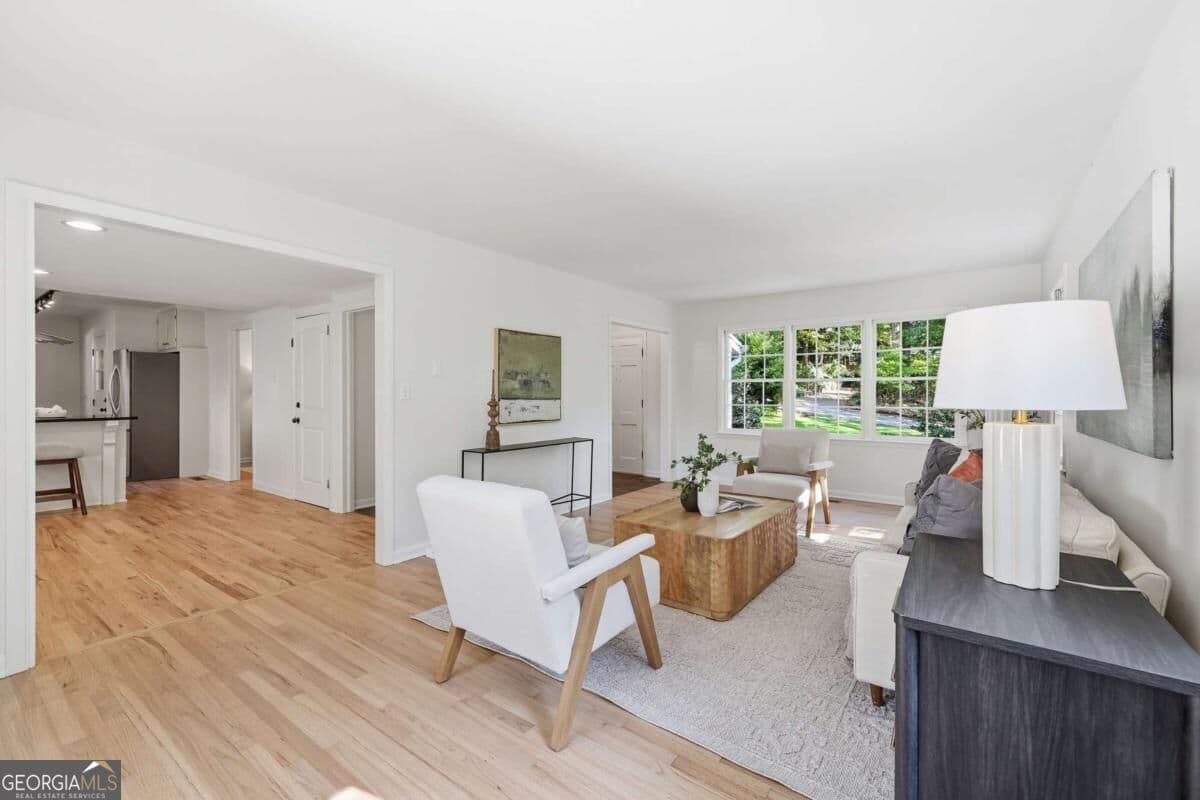 4 bedroom, 3 bathroom, 1,973 sq ft single family residence for sale at 120 Maple Lane, Athens, GA 30606 — photo 7