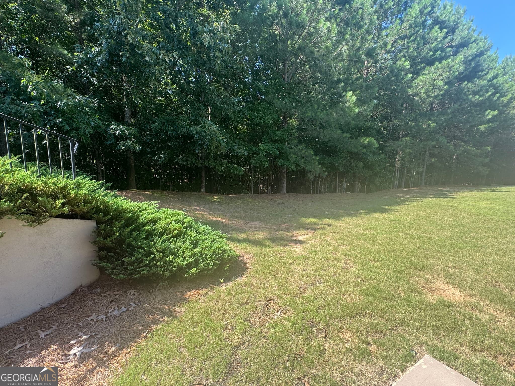 3 bedroom, 3.5 bathroom, 2,790 sq ft single family residence for sale at 1140 Dockside Place, Greensboro, GA 30642 — photo 6