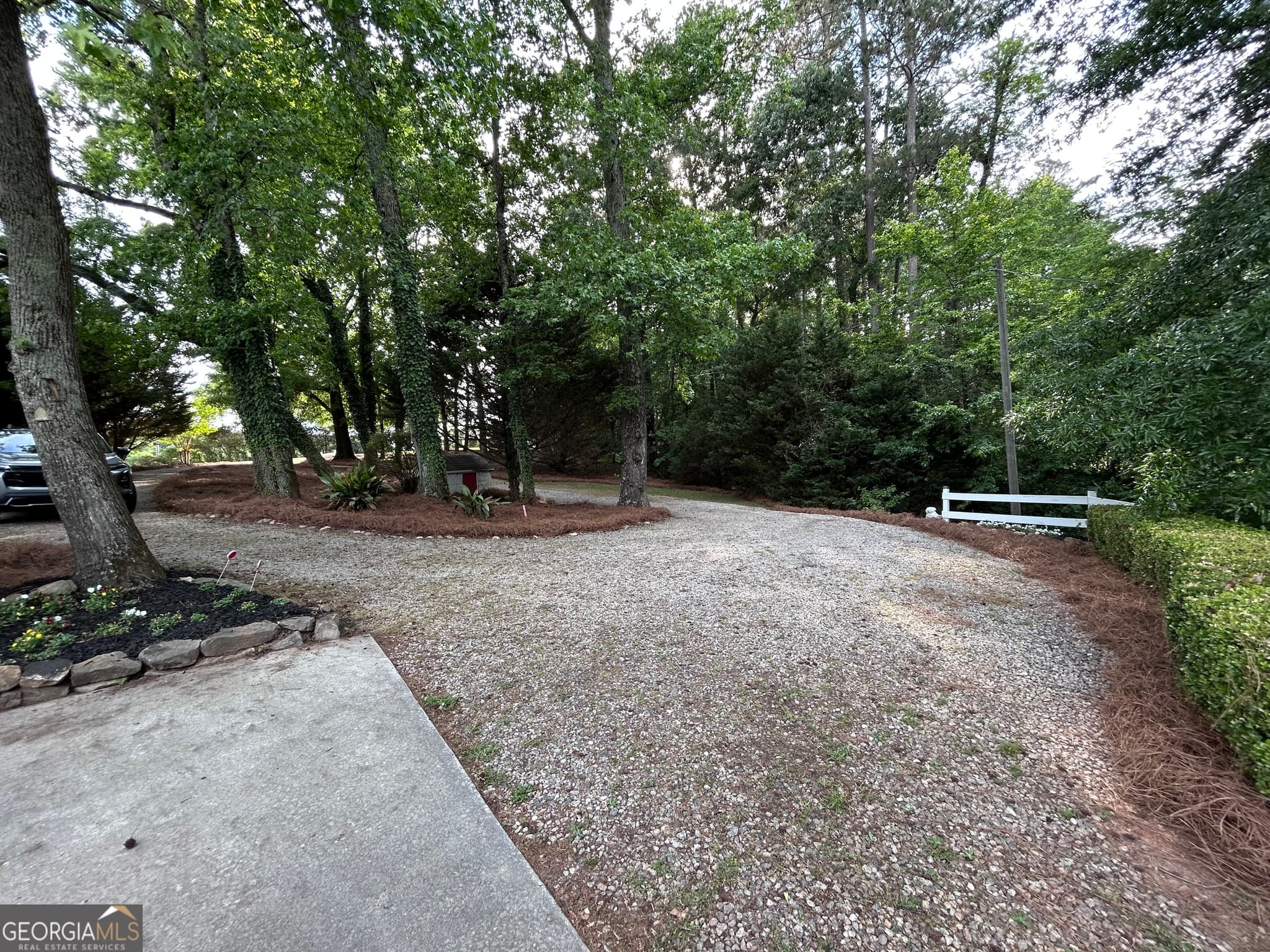 4 bedroom, 3 bathroom, 3,016 sq ft single family residence for sale at 1580 Shady Oaks Lane, Greensboro, GA 30642 — photo 2