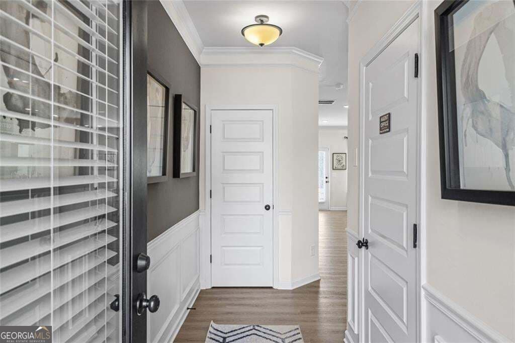 3 bedroom, 2.5 bathroom, 1,730 sq ft townhouse for sale at 124 Trinity Drive 49, Auburn, GA 30011 — photo 2