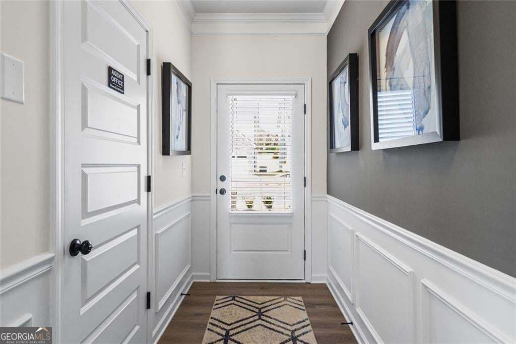 3 bedroom, 2.5 bathroom, 1,730 sq ft townhouse for sale at 124 Trinity Drive 49, Auburn, GA 30011 — photo 3