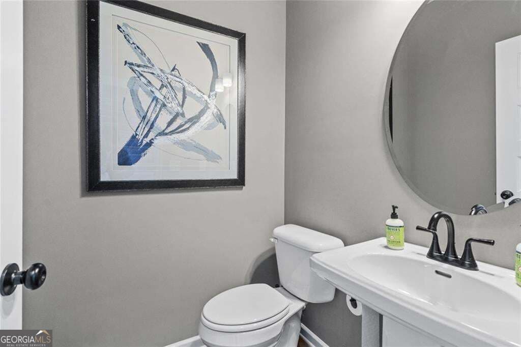 3 bedroom, 2.5 bathroom, 1,730 sq ft townhouse for sale at 124 Trinity Drive 49, Auburn, GA 30011 — photo 4