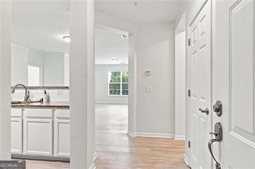 2 bedroom, 2 bathroom, 1,209 sq ft condominium for sale at 1955 Nocturne Drive 3207, Alpharetta, GA 30009 — photo 2