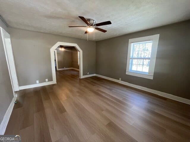 2 bedroom, 1 bathroom, 900 sq ft single family residence for sale at 619 Melrose Avenue, Griffin, GA 30223 — photo 2