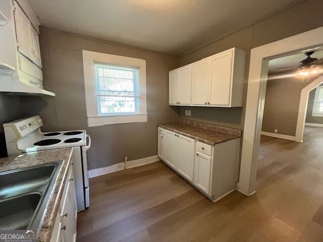 2 bedroom, 1 bathroom, 900 sq ft single family residence for sale at 619 Melrose Avenue, Griffin, GA 30223 — photo 3