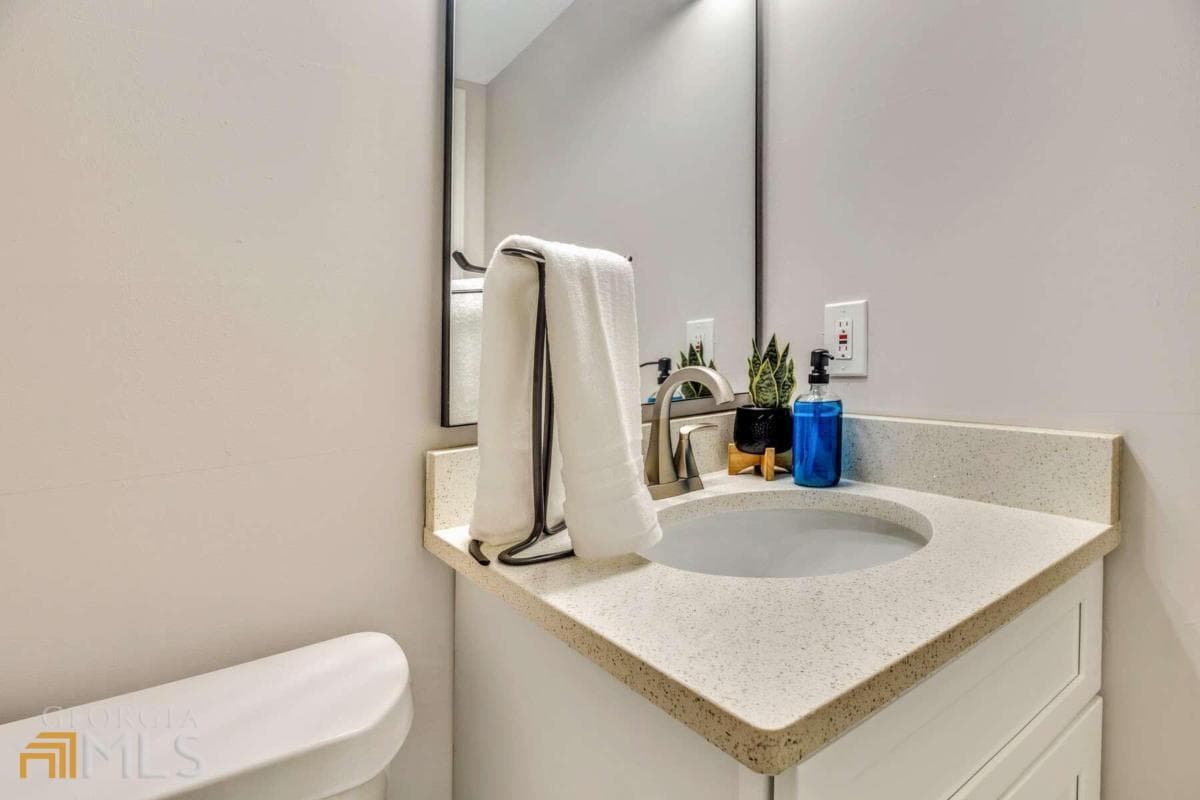 2 bedroom, 1.5 bathroom, 100 sq ft townhouse for rent at 2301 Salt Springs Place, Austell, GA 30168 for $3,100 a month — photo 9