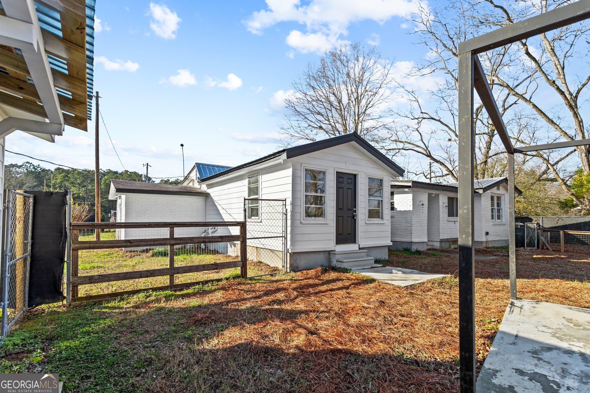 2 bedroom, 1.5 bathroom, 1,429 sq ft single family residence for sale at 1173 Old Bethany Road, Greensboro, GA 30642 — photo 2