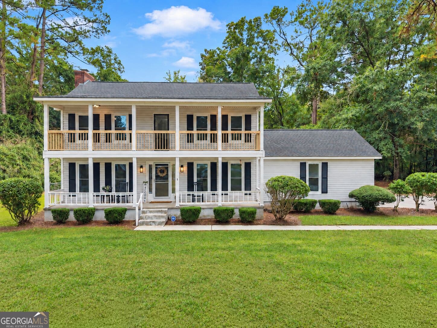 3 bedroom, 2.5 bathroom, 1,892 sq ft single family residence for sale at 602 Holly Drive, Dublin, GA 31021 — photo 1 of 22